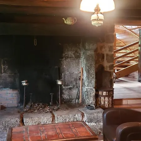 La Maison De Pierre Et Mizette Casa de Férias La Versanne